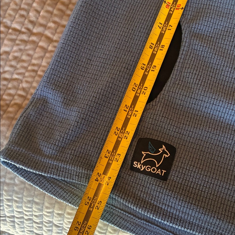 Beautiful Women’s SkyGoat Camp Blue Microgrid Fleece Hoodie - Picture 7 of 8